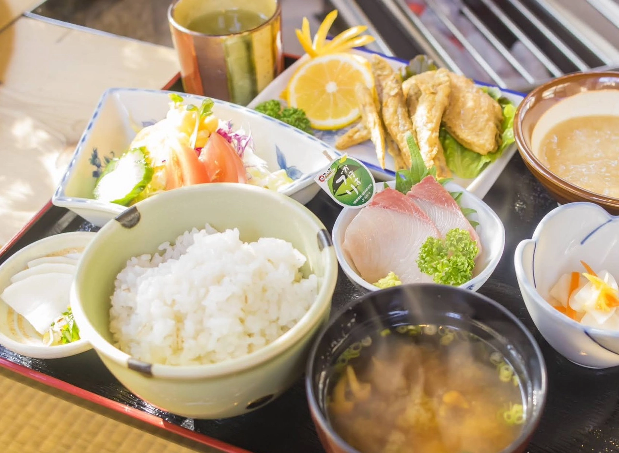 秩父の名水で炊き上げるこだわりの佐渡産米